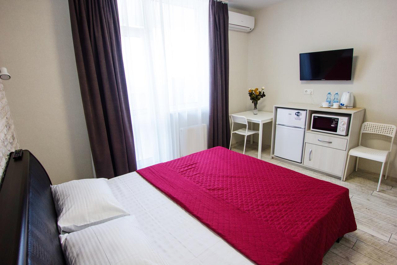 East Residence White Киев Екстериор снимка