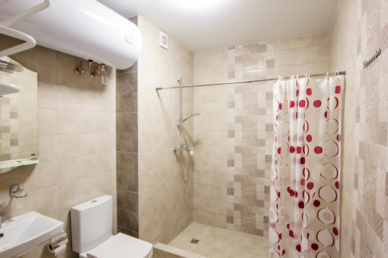 East Residence White Киев Екстериор снимка